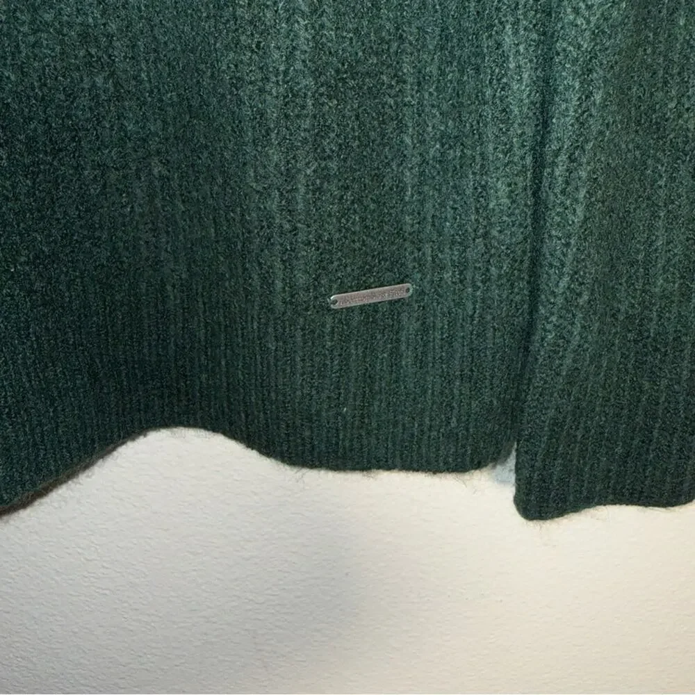 ABERCROMBIE AND FITCH Dark Green ribbed classic Turtleneck Sweater S
